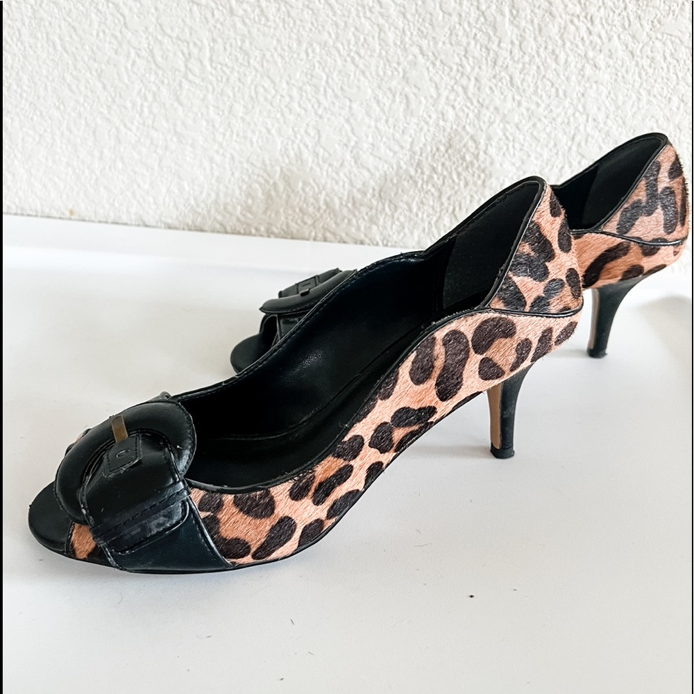 Max Studio Leopard Hair Animal Print Leather Black Buckle Toe Heels